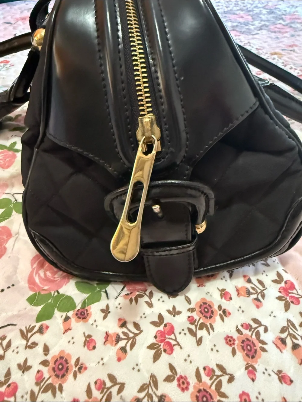 🐎 BURBERRY 🐎 BLACK QUILTED NYLON AND PATENT LEATHER MANOR SATCHEL AUTHENTIC